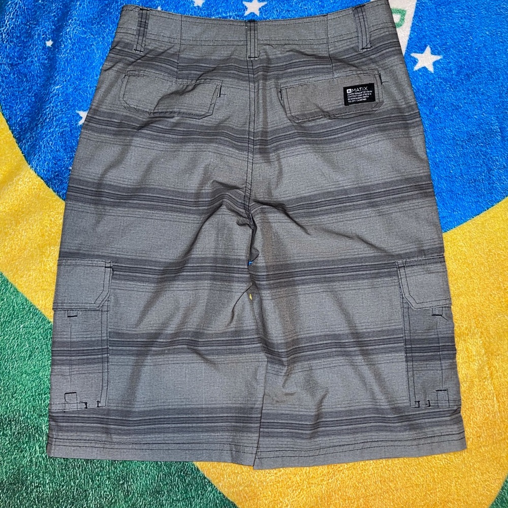 Matix shorts - Picture 3 of 3